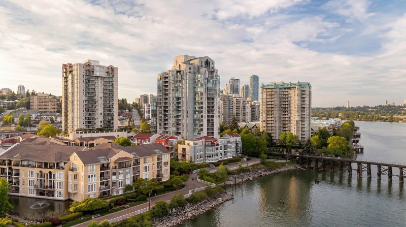 1208 - 10 Laguna Court