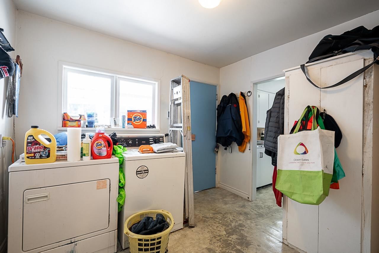 Listing Image 12