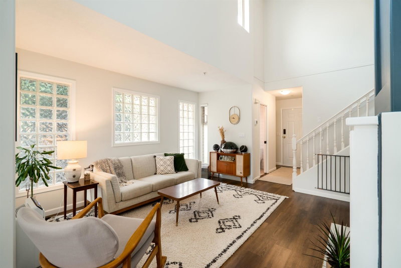 4 - 1255 Riverside Drive