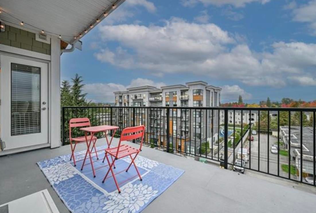 Listing Image 15