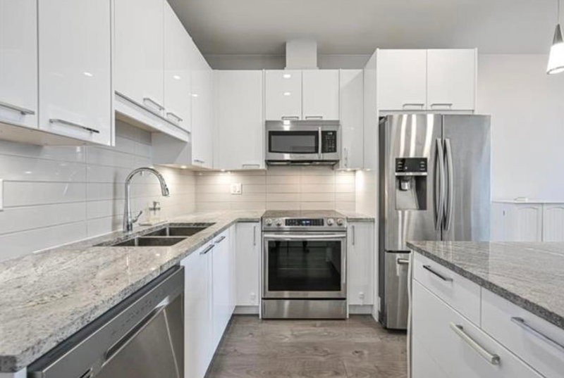 503 - 20696 Eastleigh Crescent