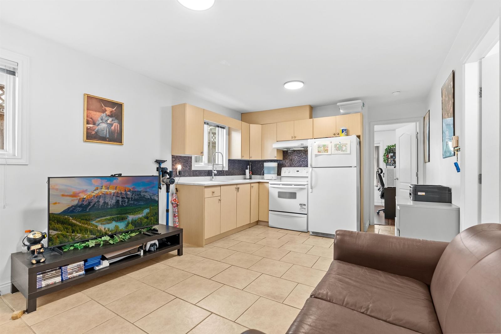 Listing Image 18