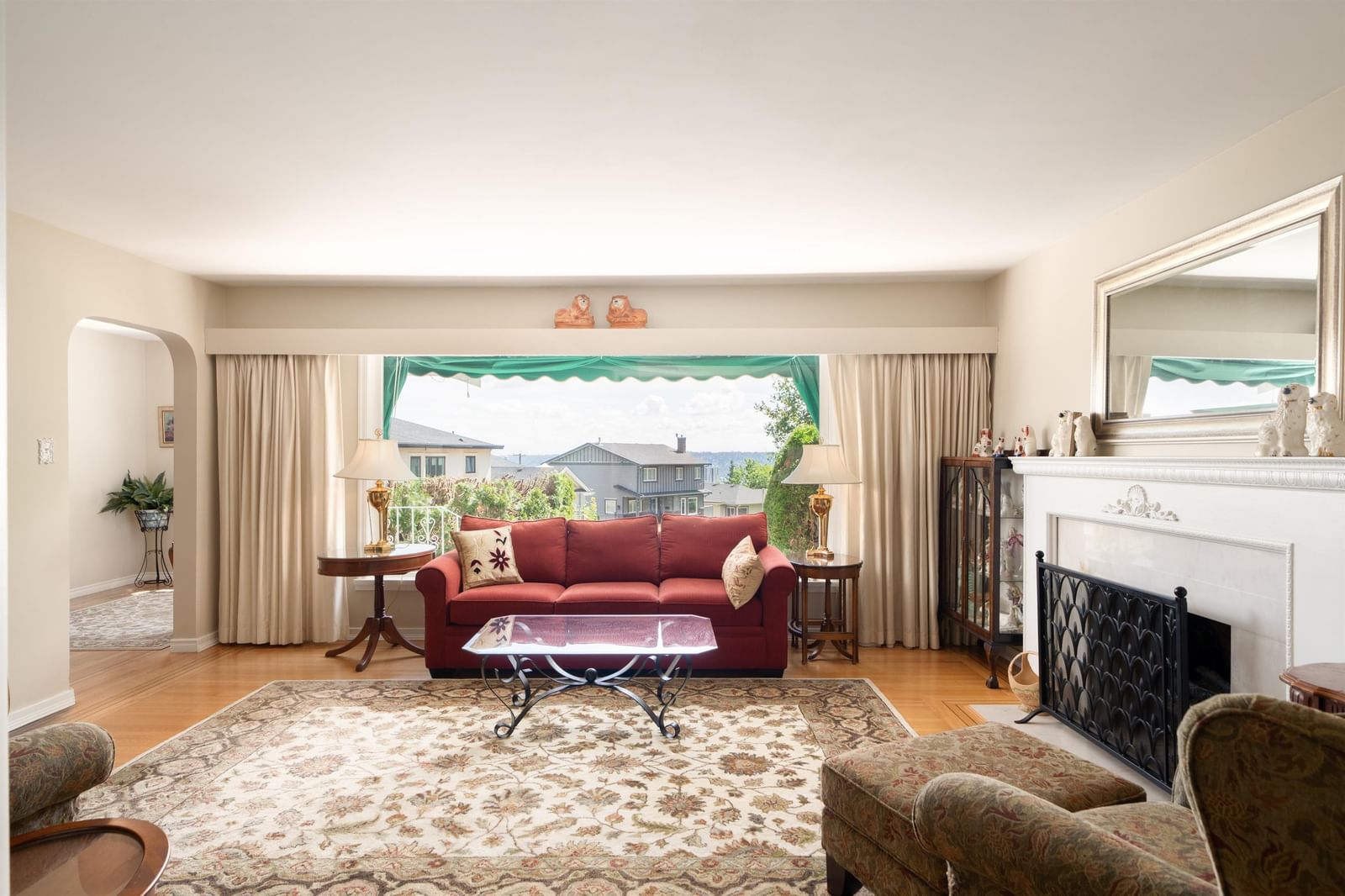 Listing Image 10