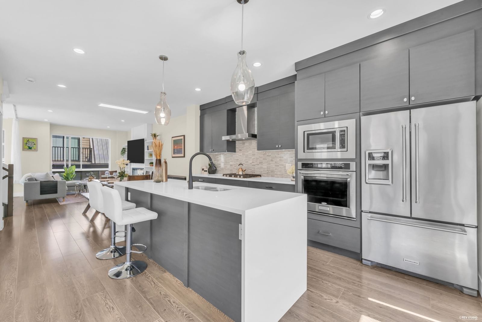 Listing Image 15