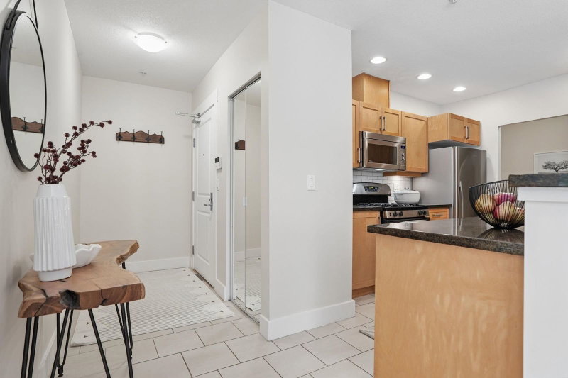 316 - 6328 Larkin Drive