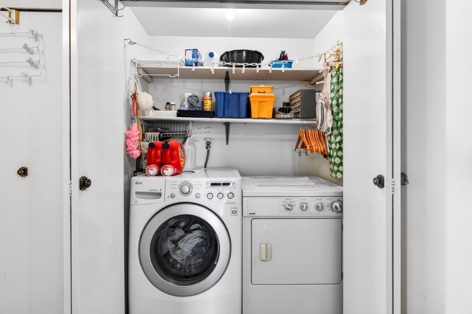 Listing Image 19