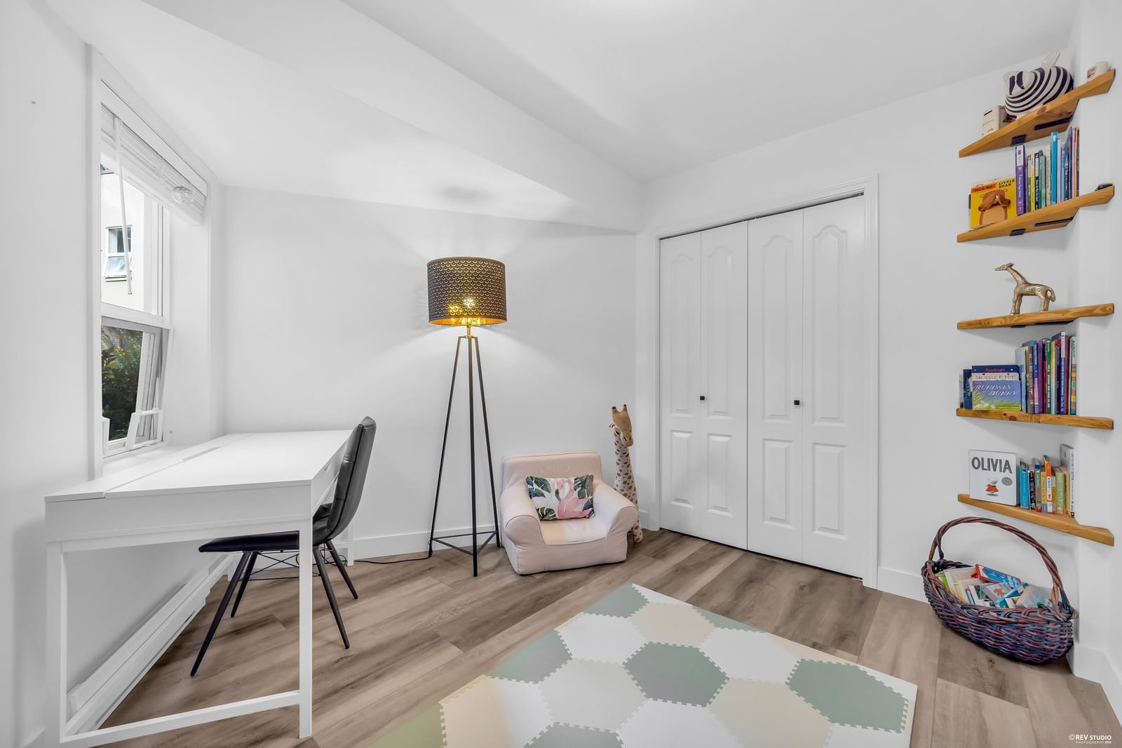 Listing Image 23