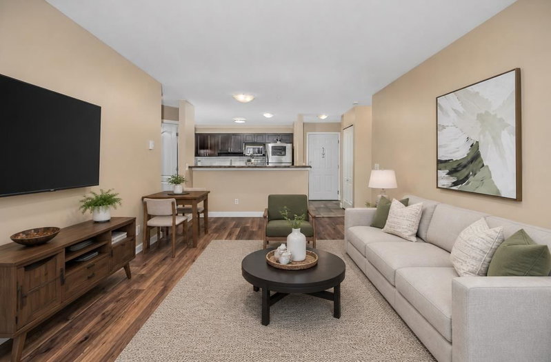 401 - 33738 King Road Road