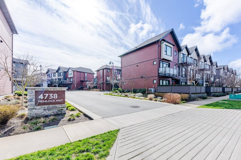 185 - 4738 Hemlock Way