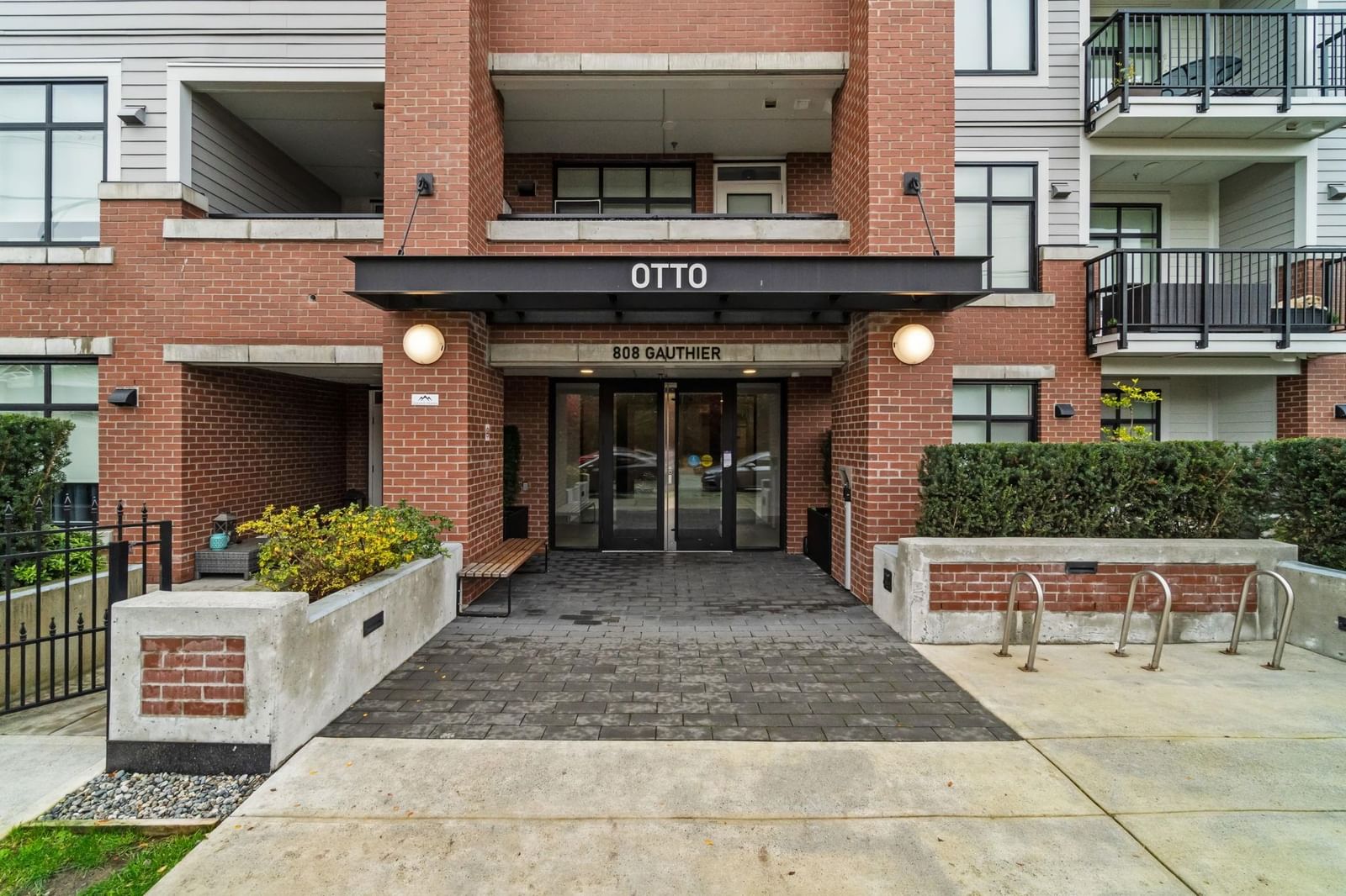 Listing Image 22