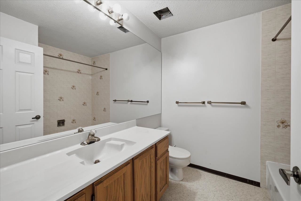 Listing Image 26