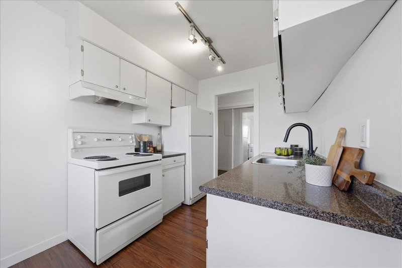 314 - 15238 100 Avenue