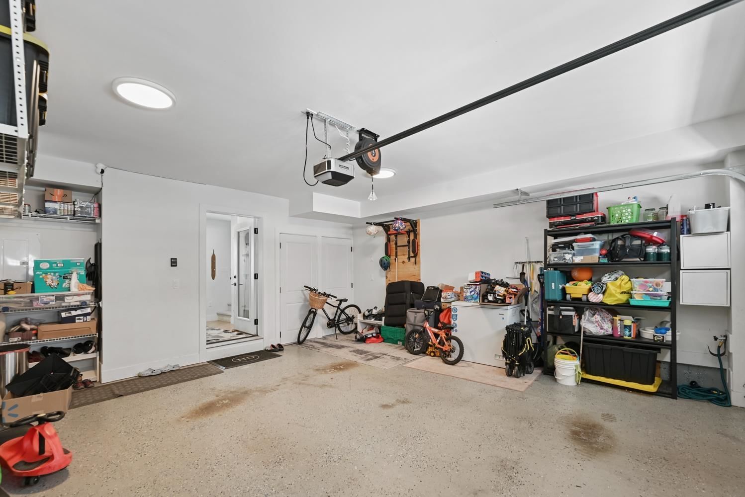 Listing Image 33