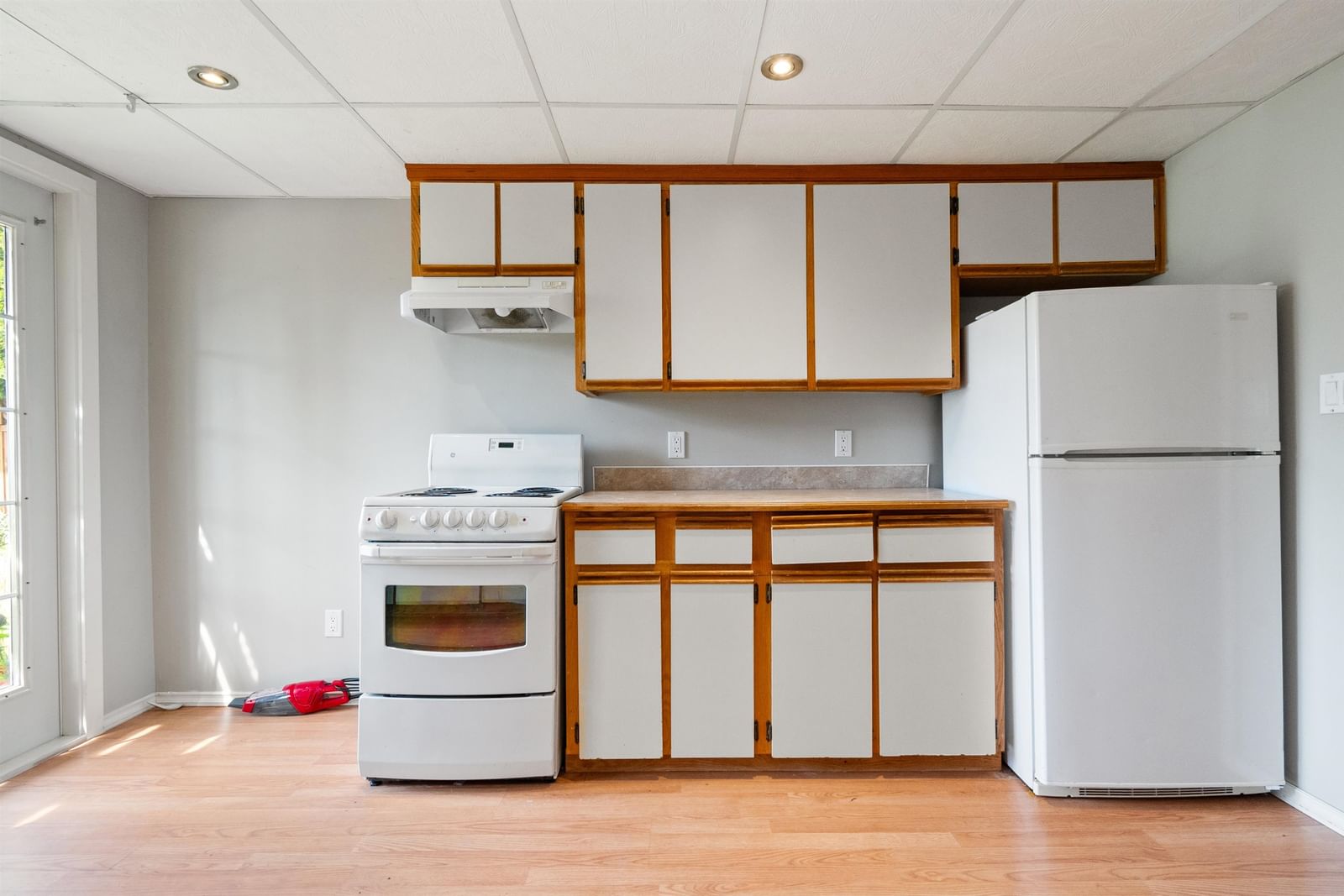 Listing Image 14