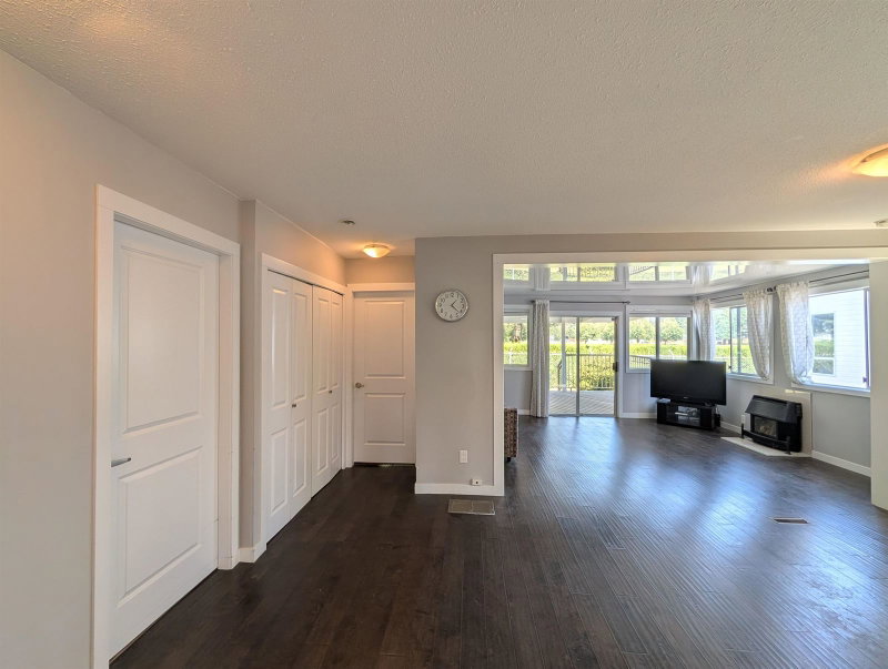 2 - 9055 Ashwell Road