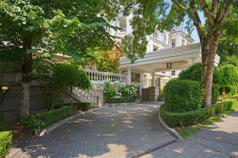 229 - 5735 Hampton Place