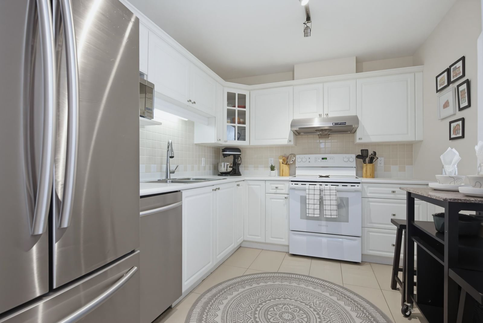 Listing Image 14