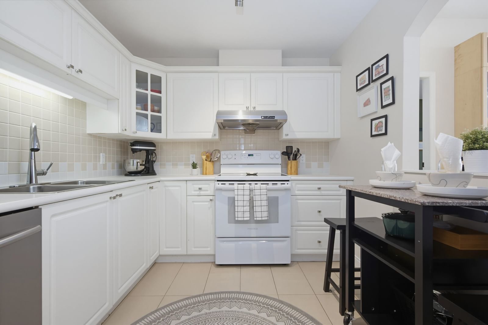 Listing Image 15