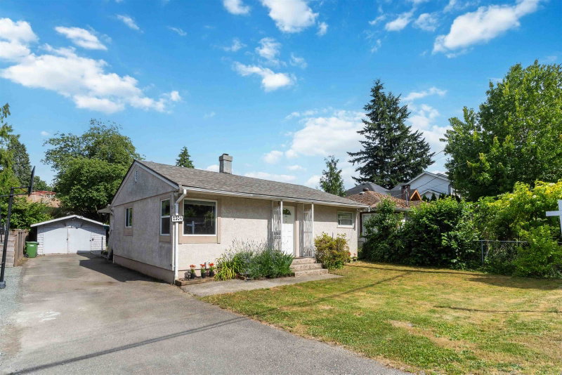 2304 Mouldstade Road