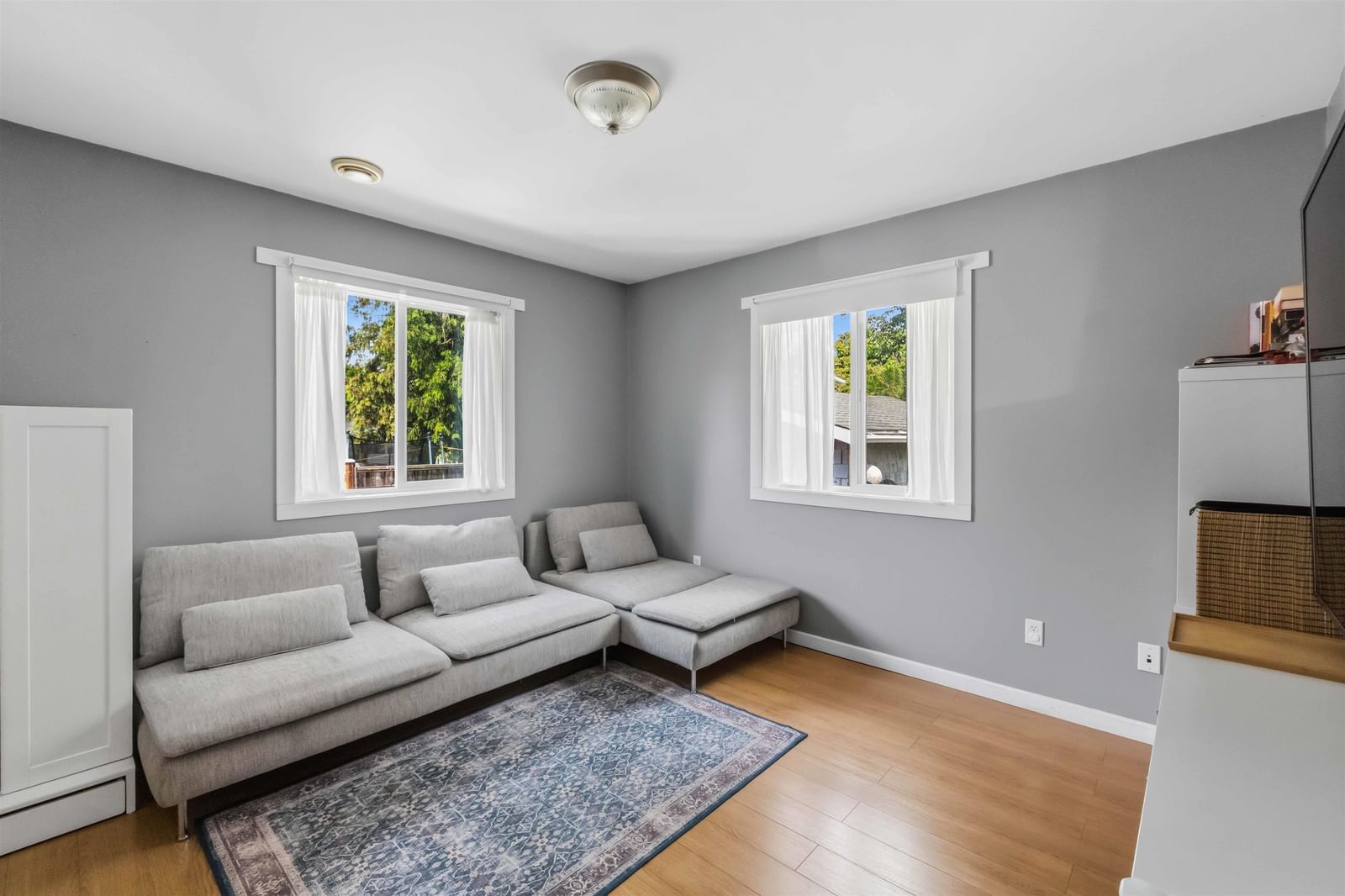 Listing Image 16