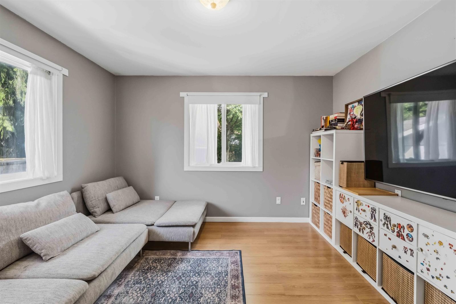 Listing Image 19