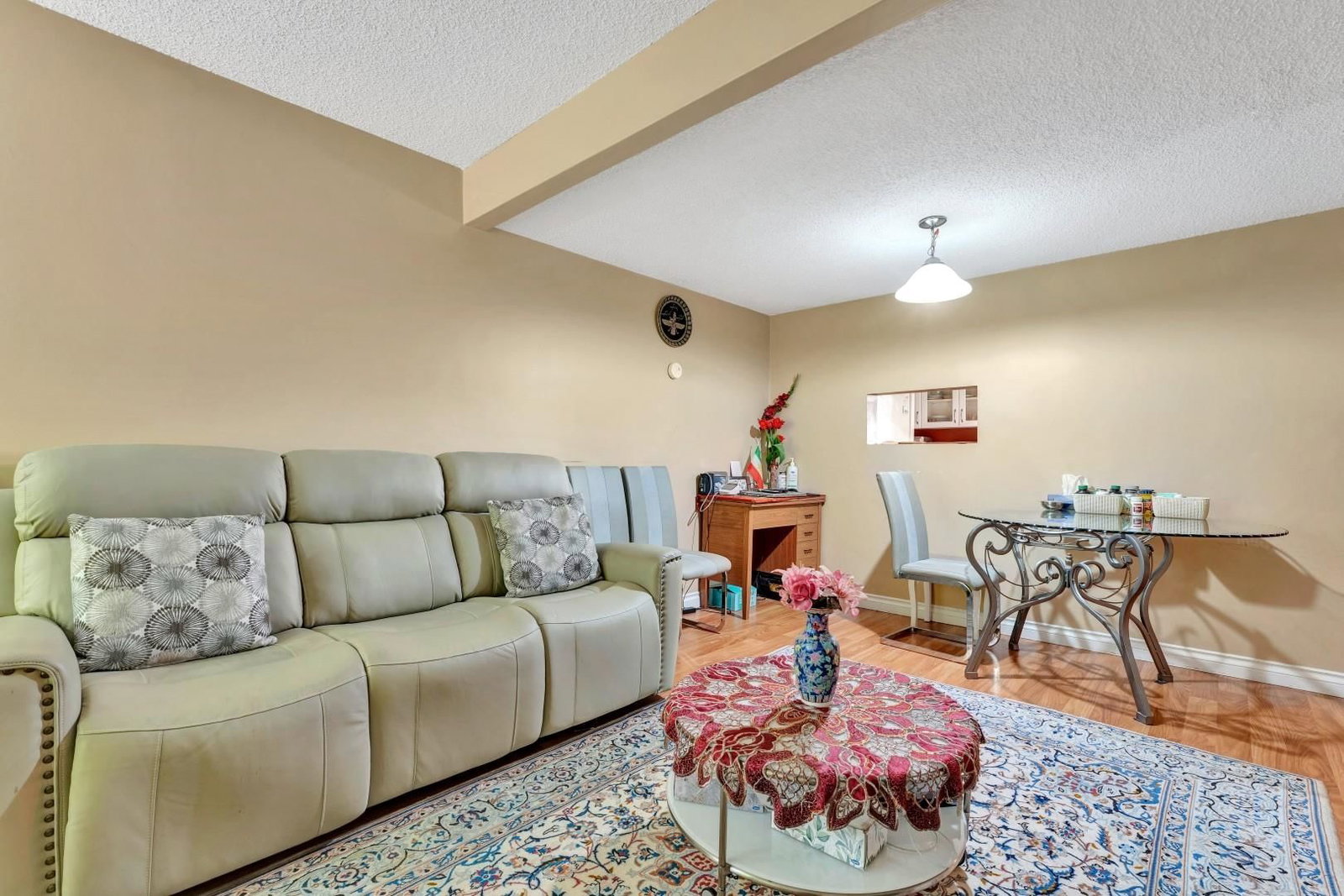 Listing Image 14