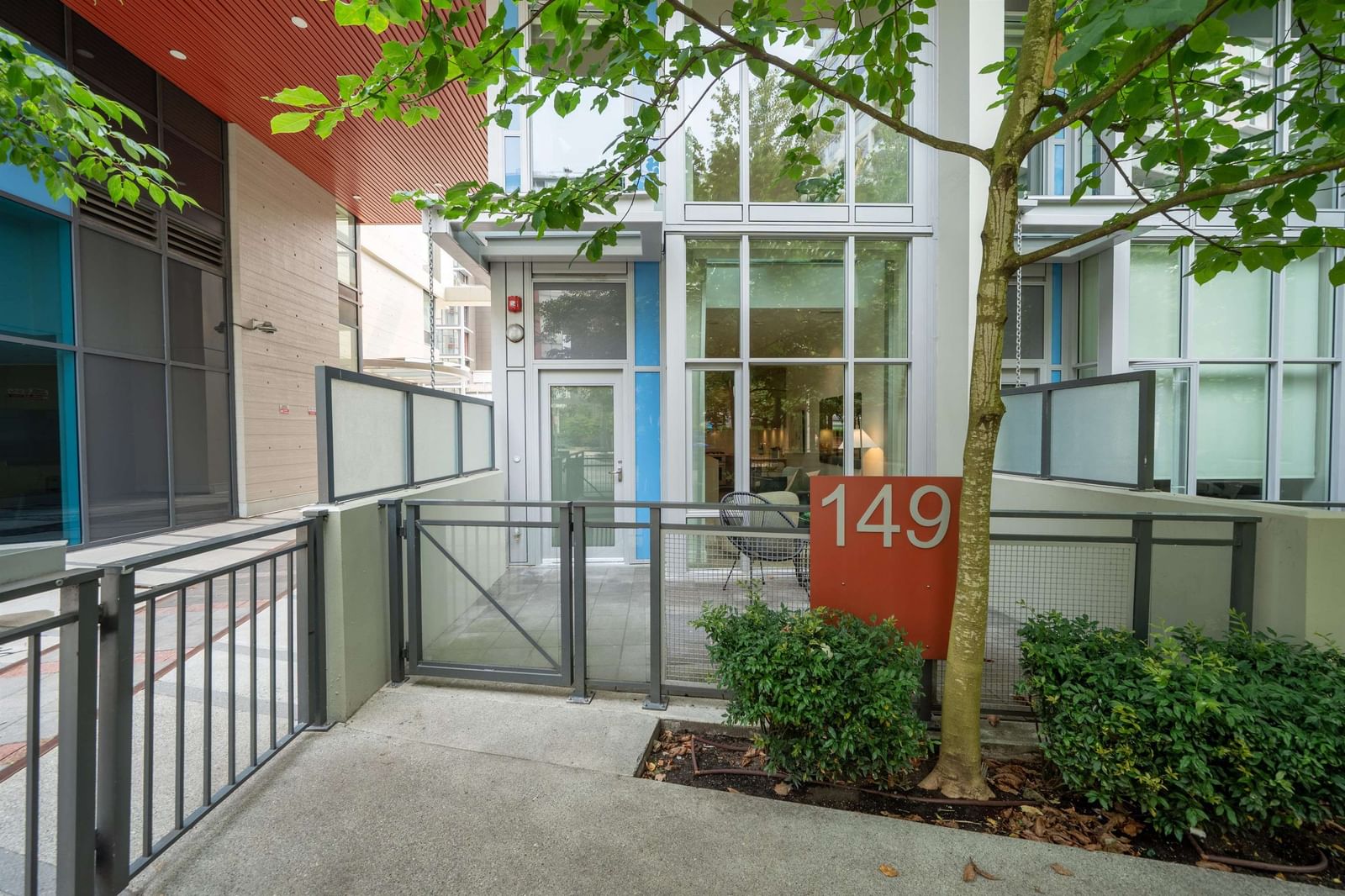 Listing Image 17