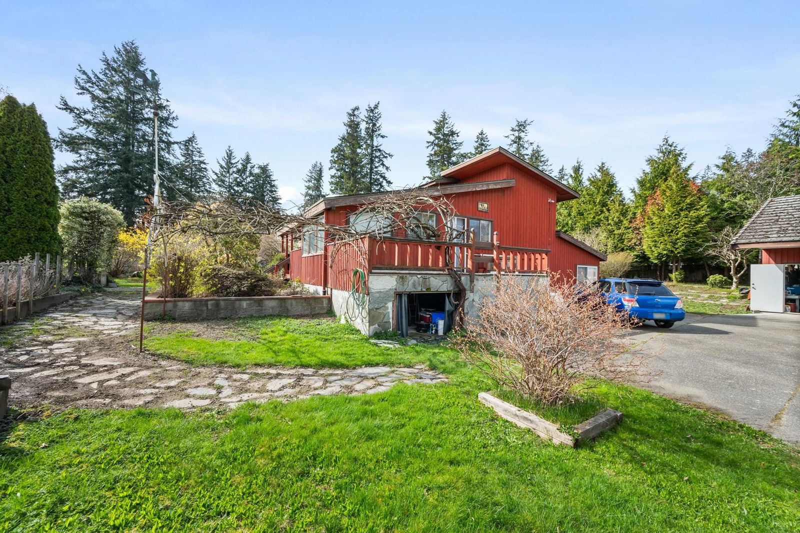 Listing Image 6