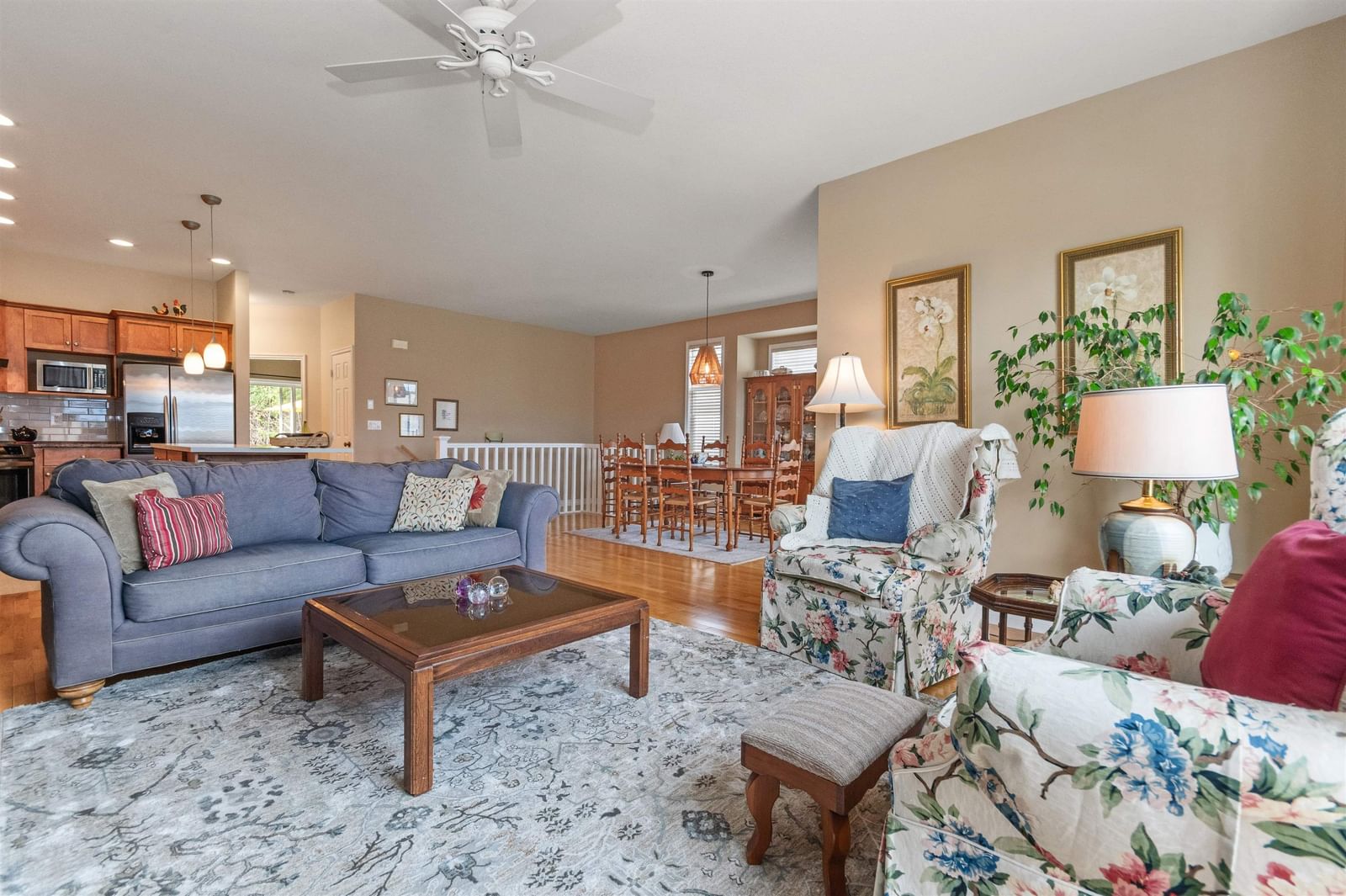 Listing Image 16