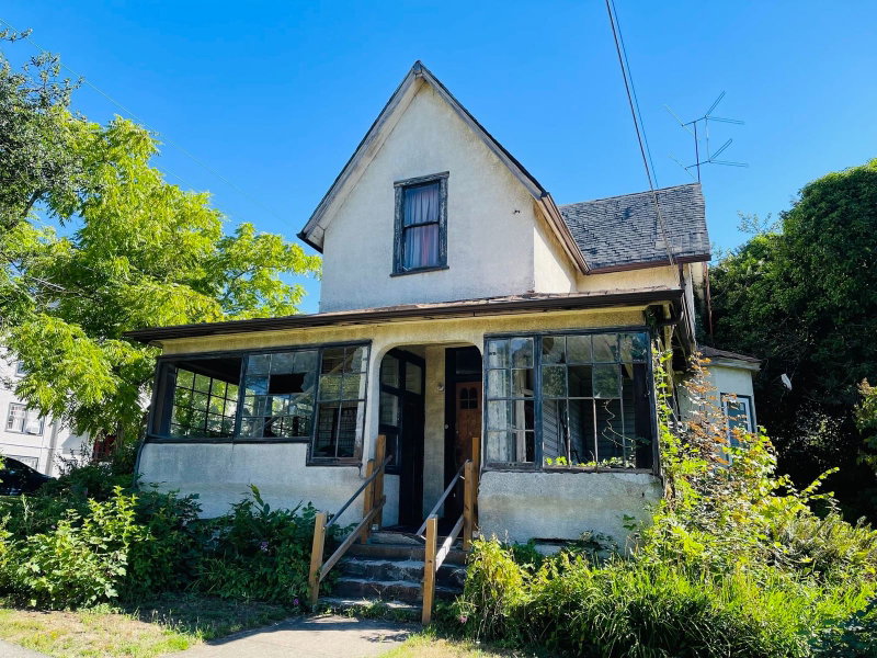 239 Fourth Street