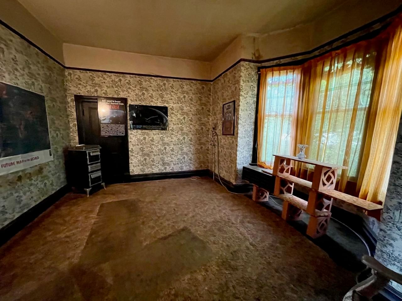 Listing Image 8