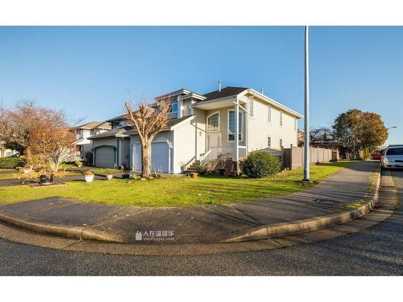 Garden Suite - 22600 Chaldecott Drive
