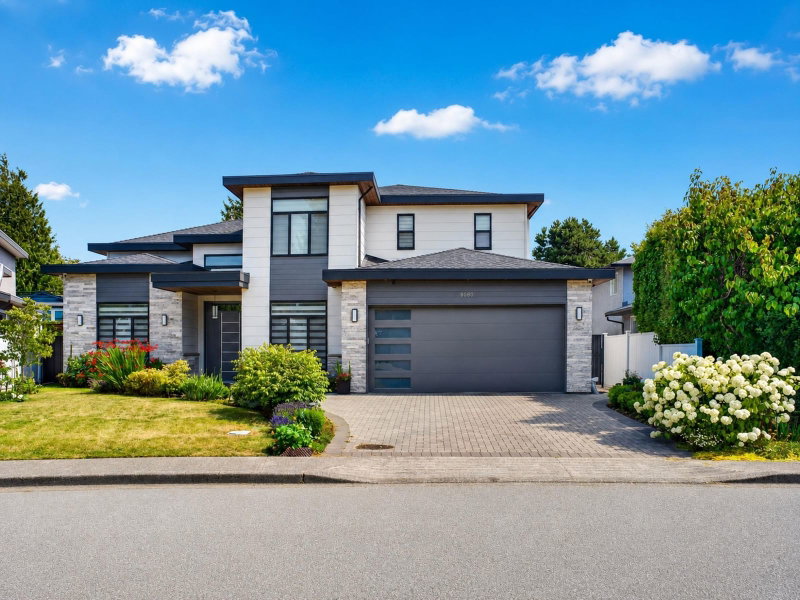8080 Fairdell Crescent