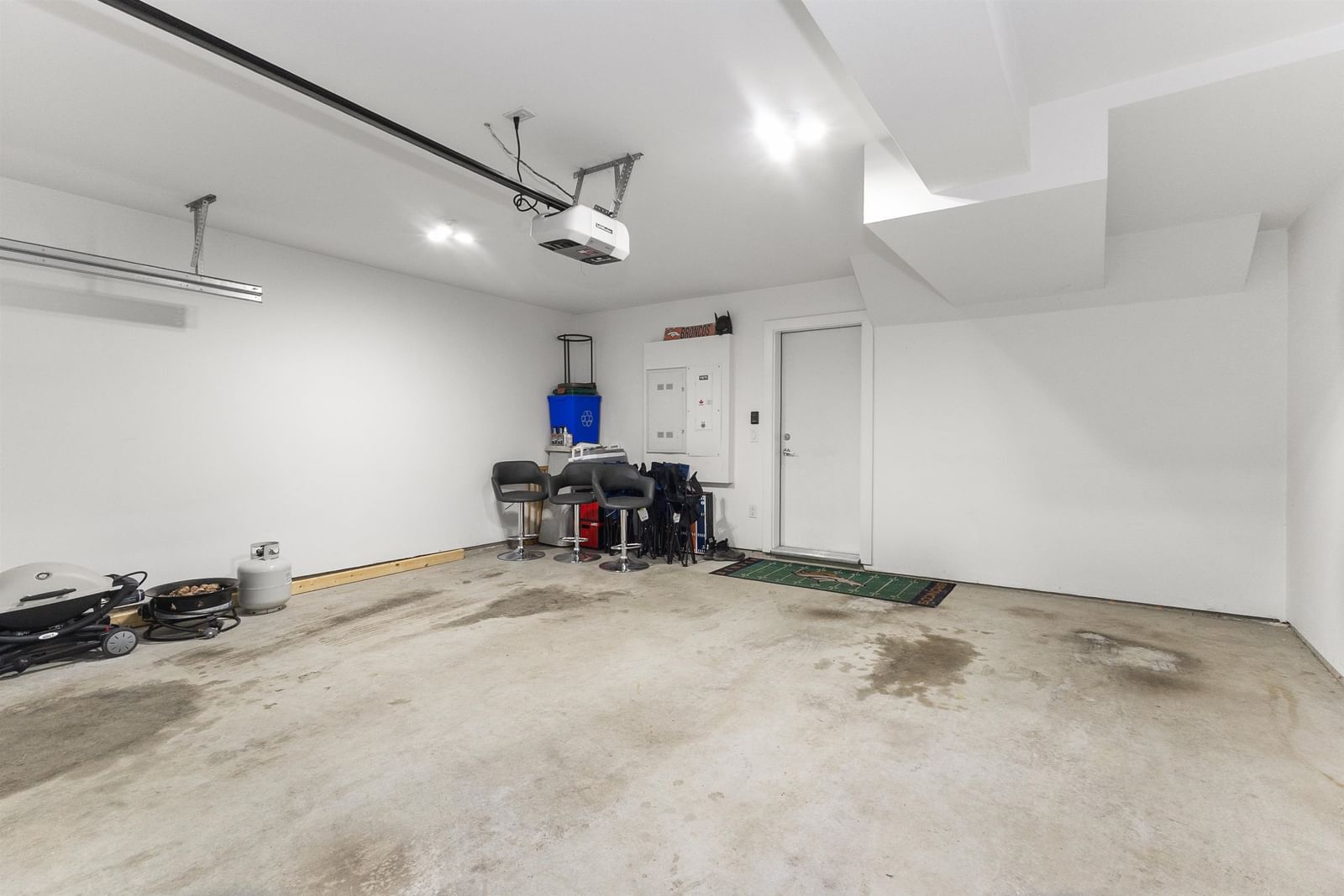Listing Image 37