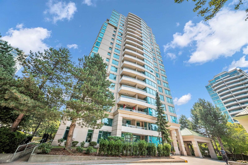 803 - 6611 Southoaks Crescent