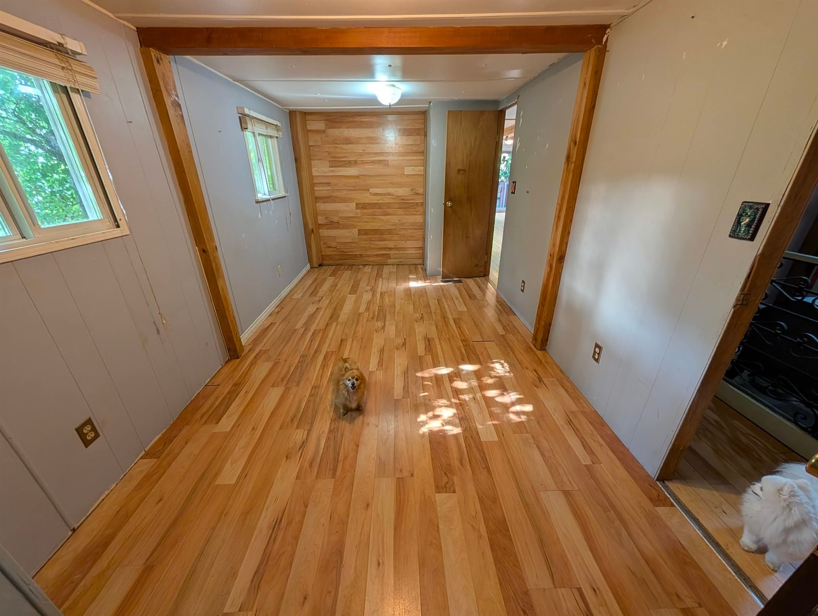 Listing Image 10