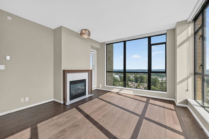 1601 - 7388 Sandborne Ave