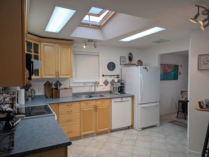 7 - 2303 Cranley Drive