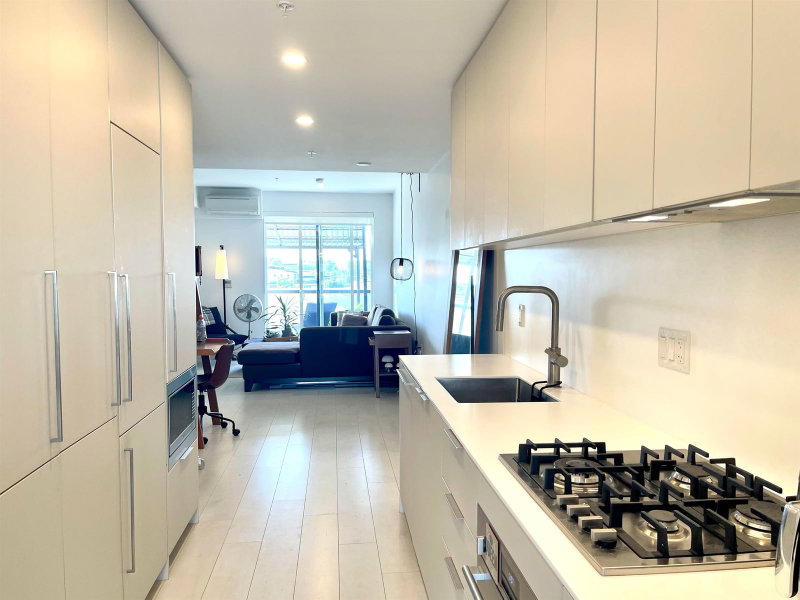 306 - 1120 Georgia Street E