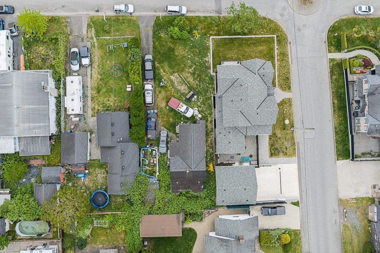 Listing Image 14