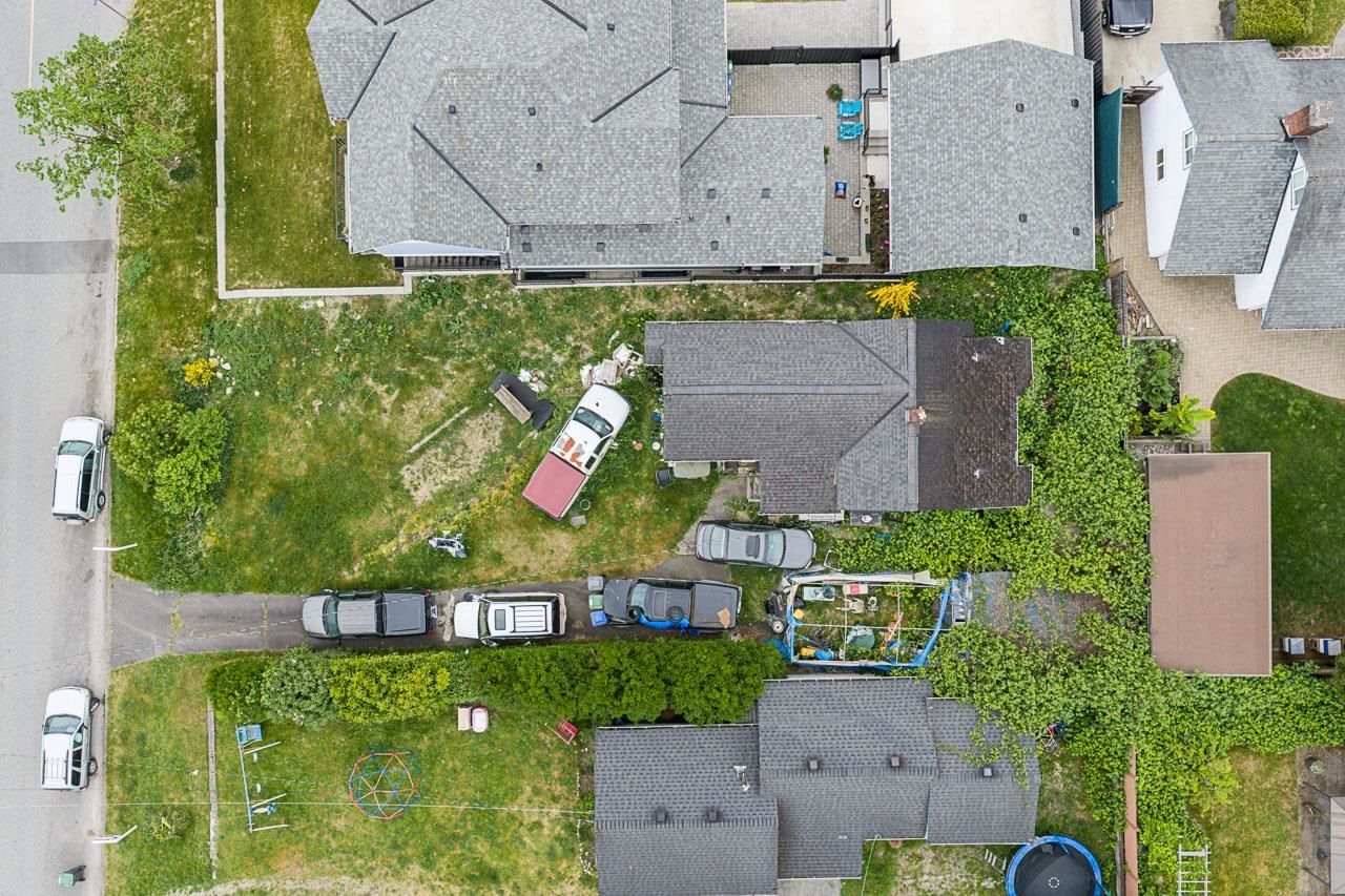 Listing Image 16