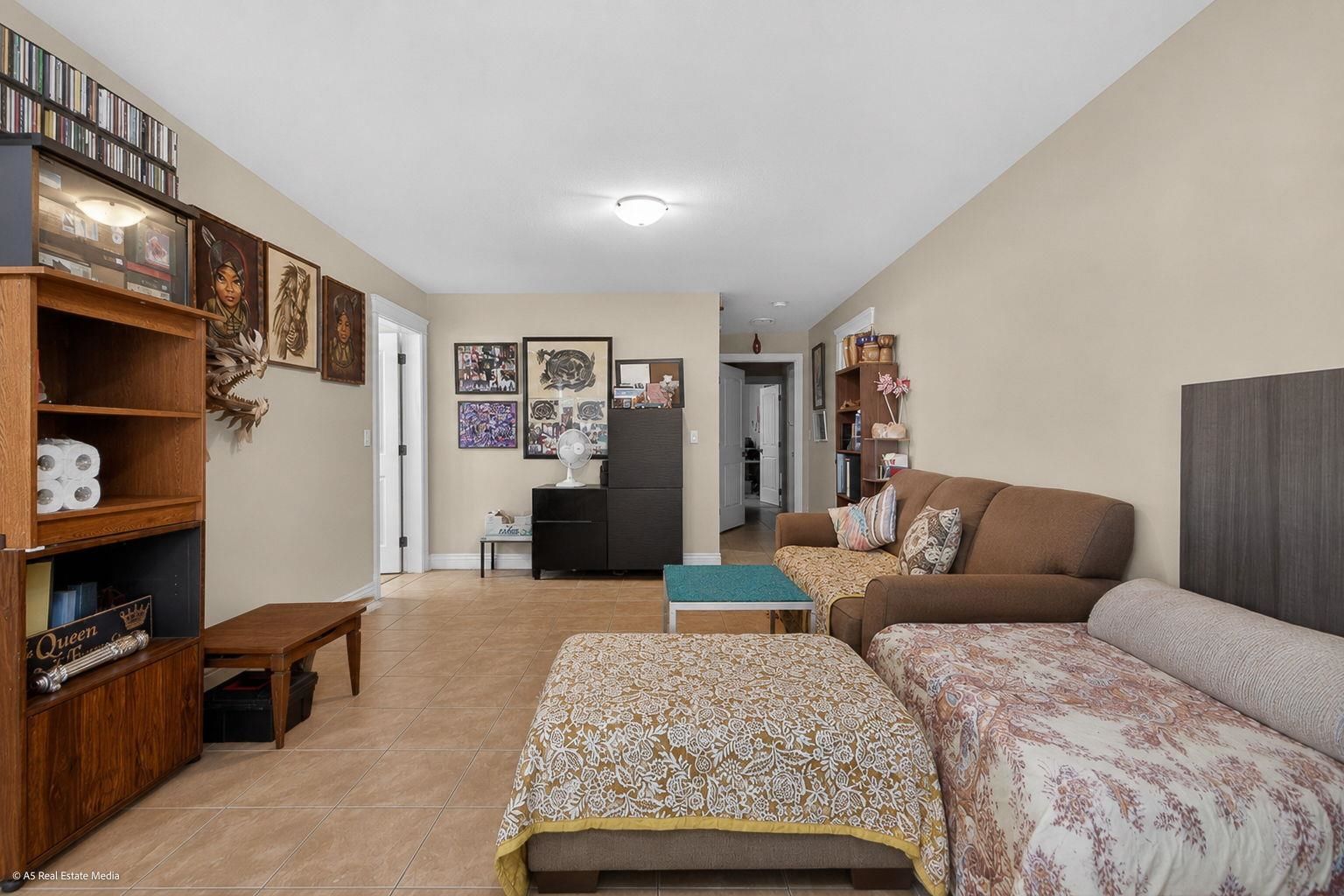 Listing Image 34