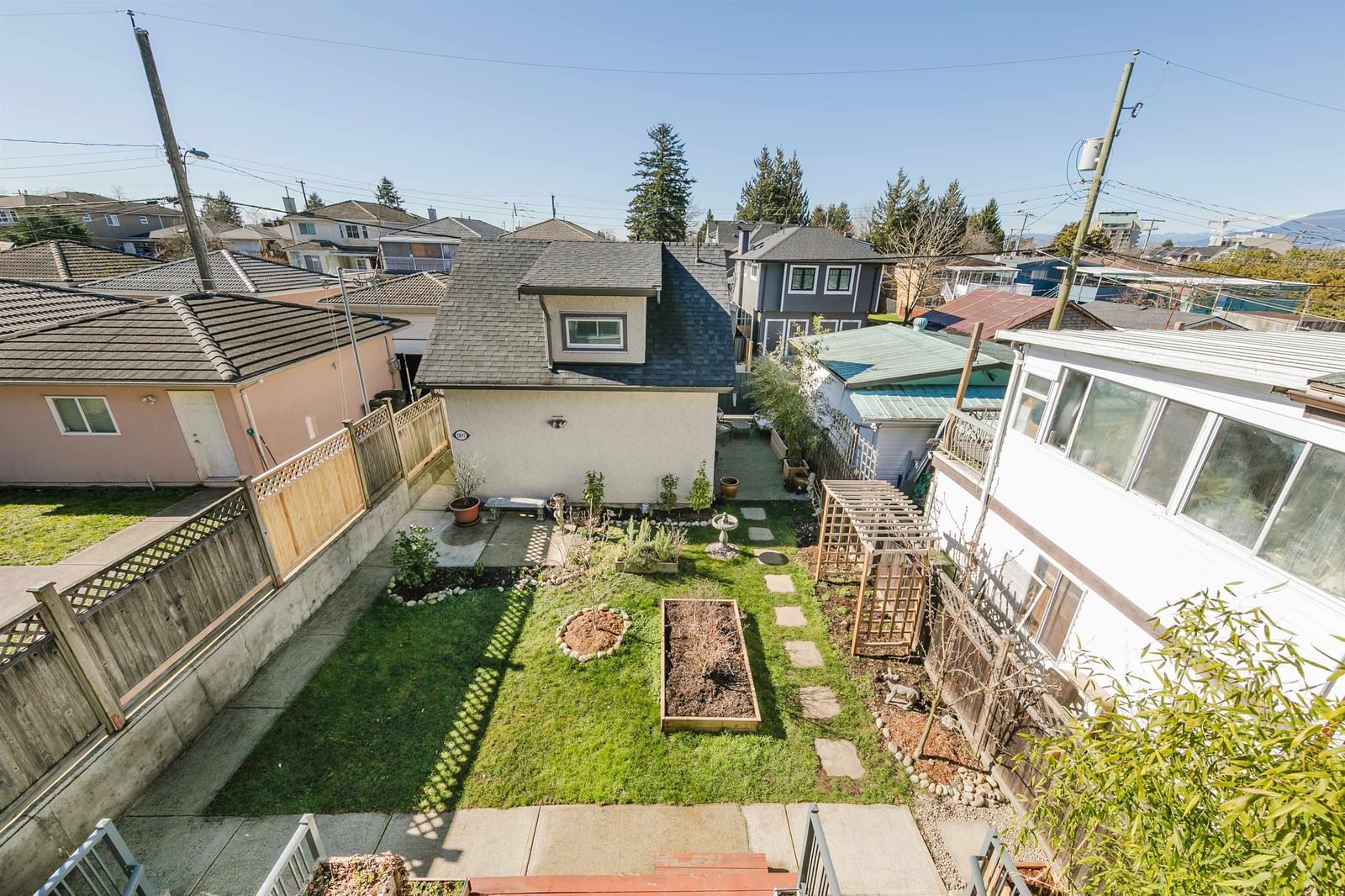 Listing Image 16
