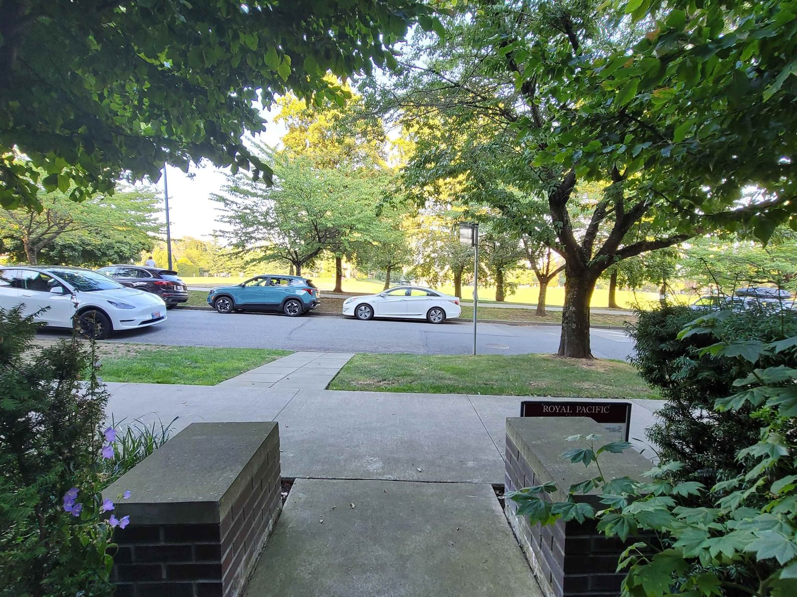 Listing Image 18