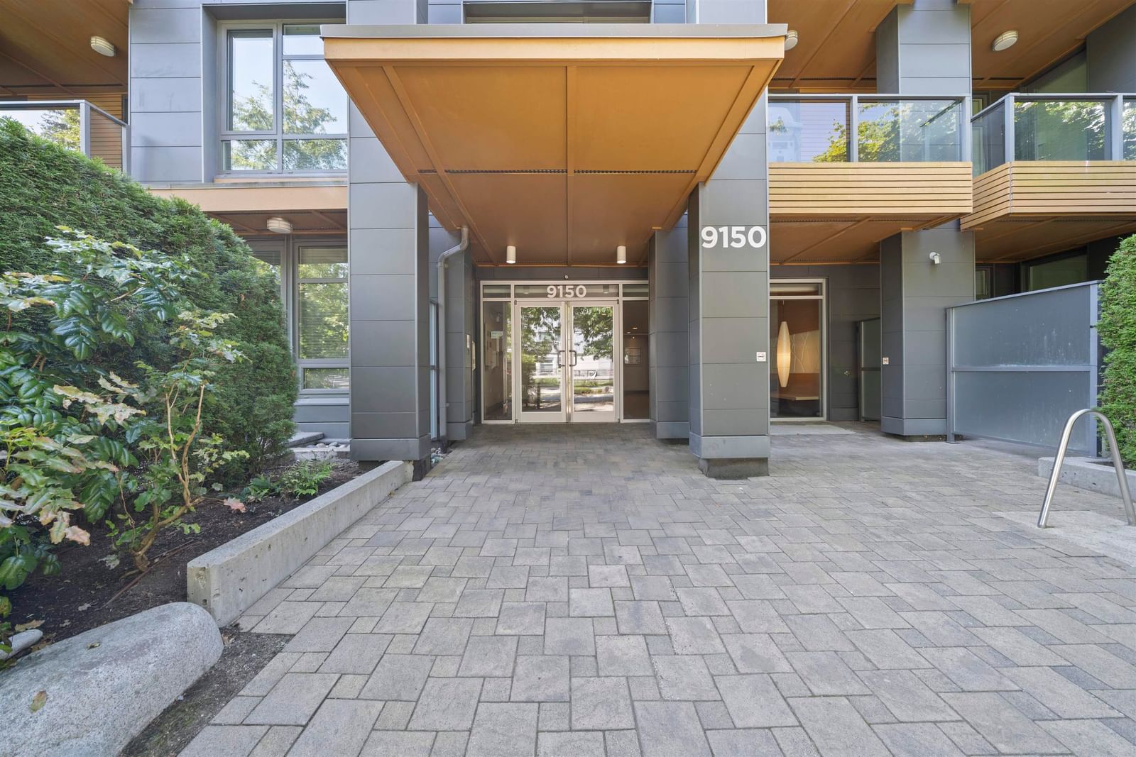 Listing Image 20