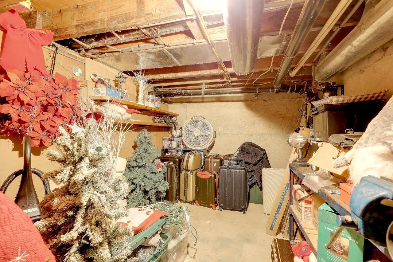 Listing Image 32