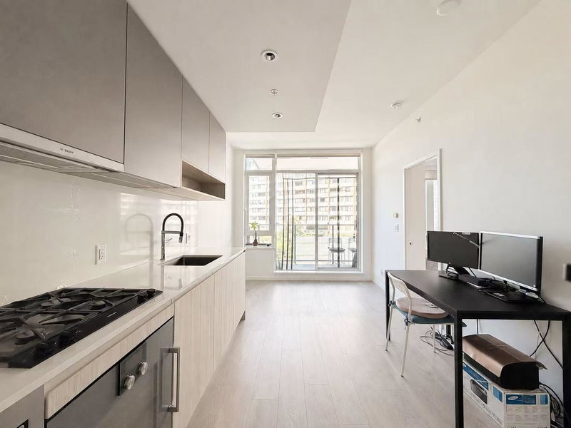 208 - 6600 Minoru Blvd