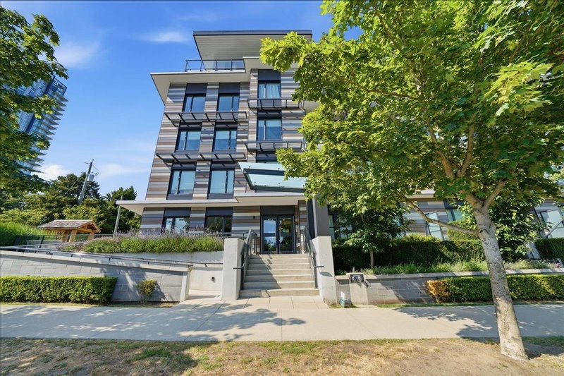 303 - 477 59th Avenue W