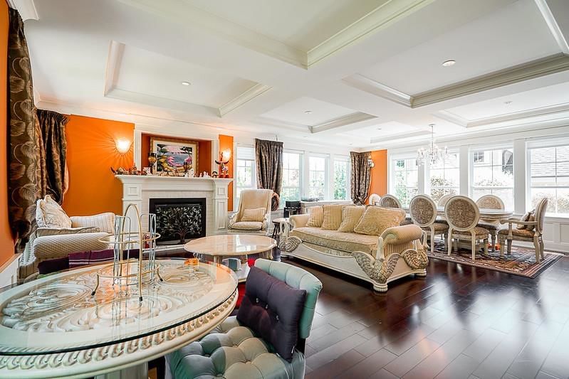 Listing Image 11