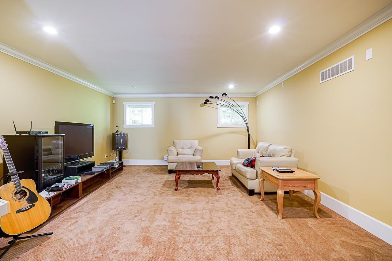 Listing Image 20